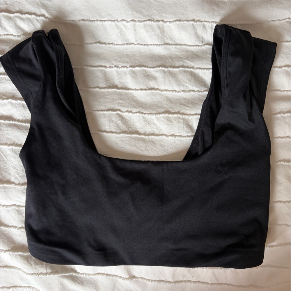 Gilly Hicks Sports Bra Crop